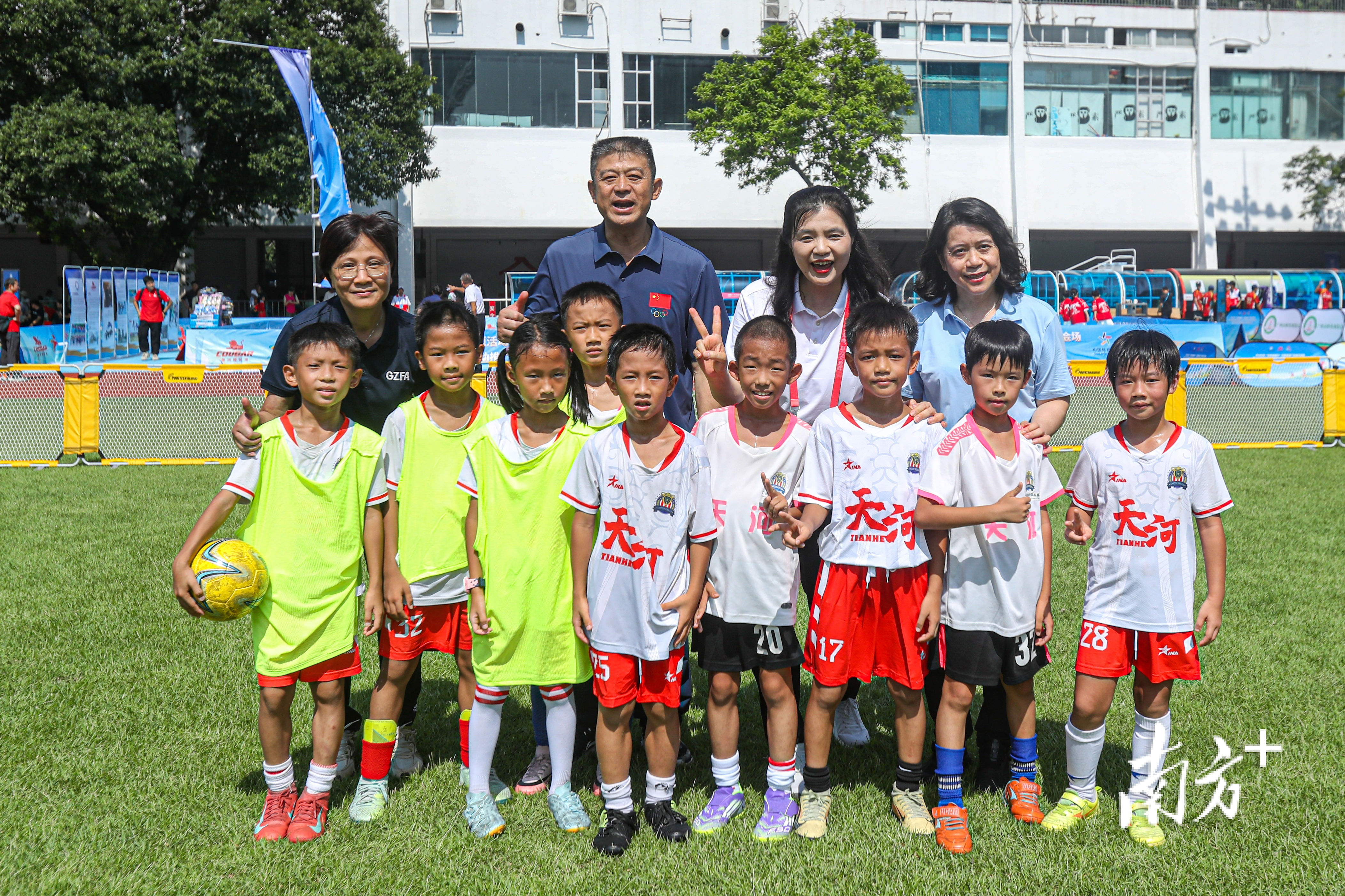 中积蓄奋进 中积蓄奋进