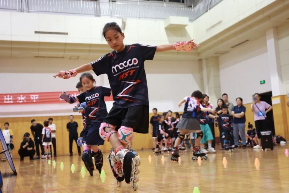 com, com, om com, com, om