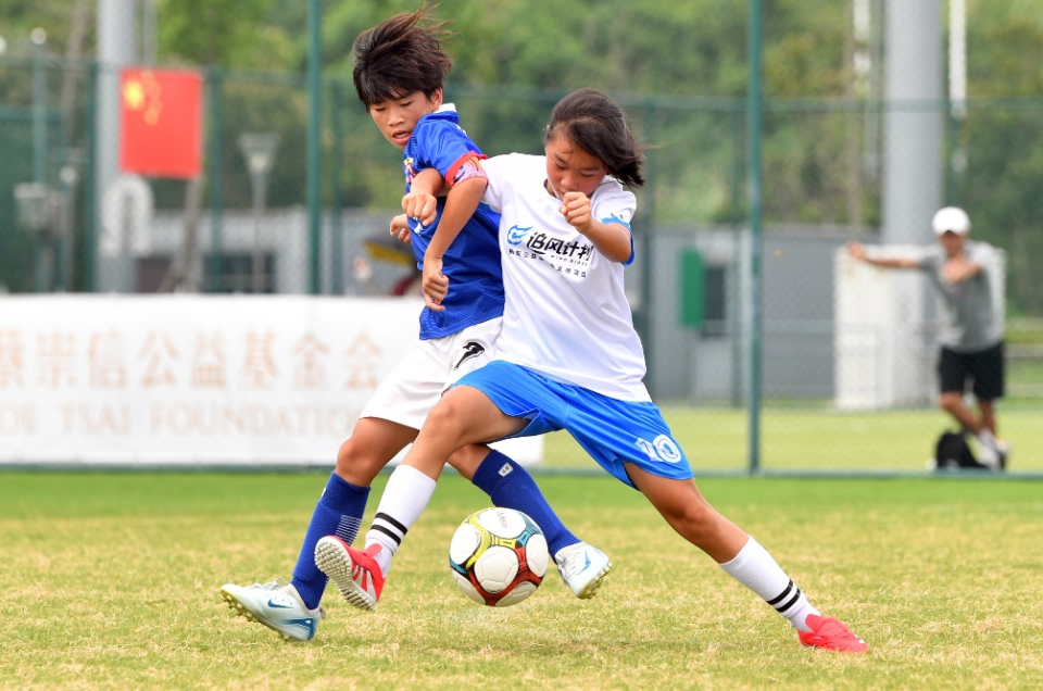 来越多的人 来越多的人