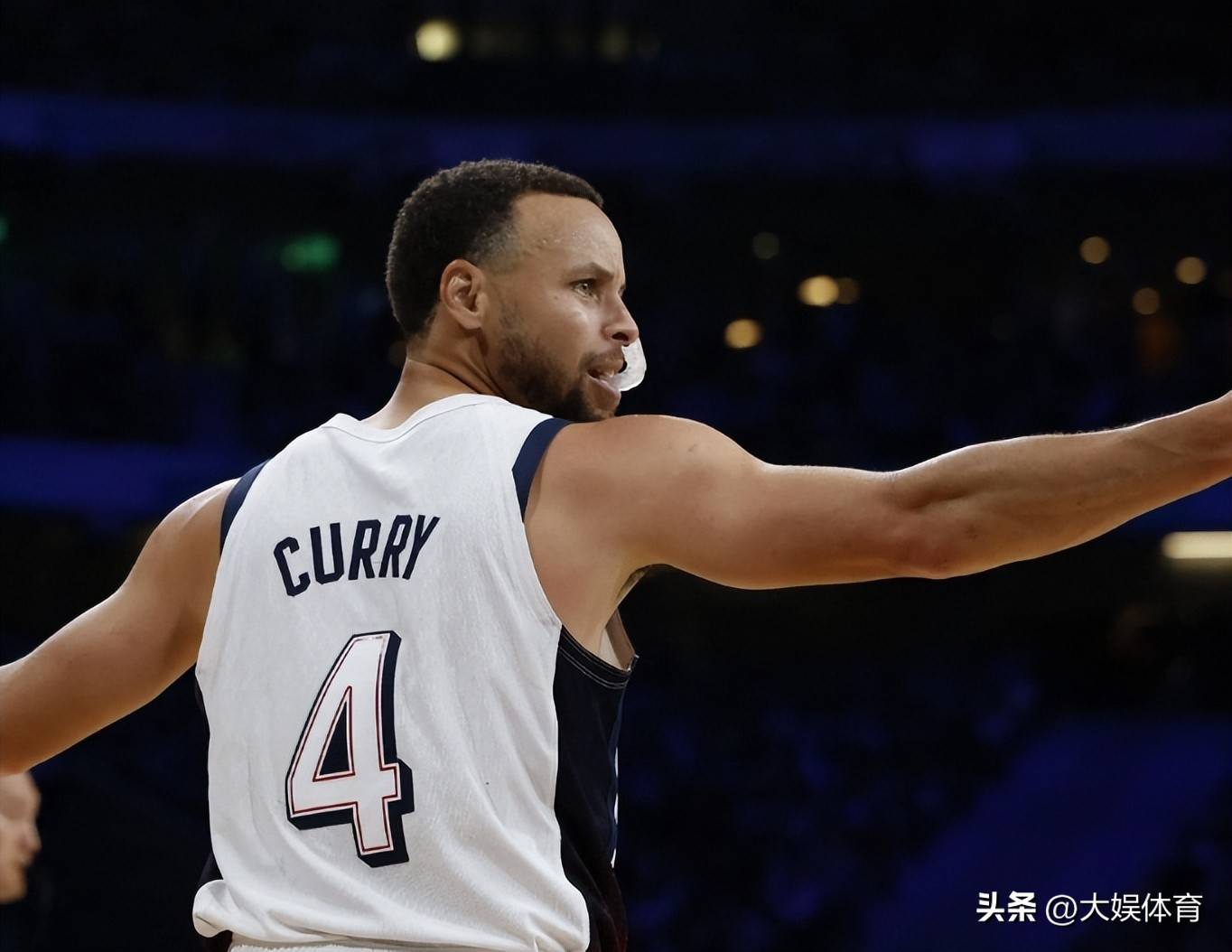 looka, 雷蒙德 looka, 雷蒙德